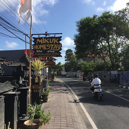 Mikuk Homestay Canggu Esterno foto