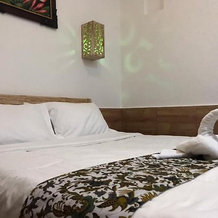 Mikuk Homestay Canggu Esterno foto
